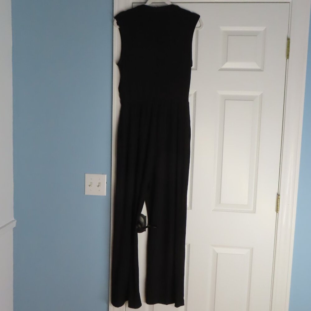 NWT Pretty Garden Sleeveless Mock-Neck Wide Leg Jumpsuit Black Ribbed Large Chic